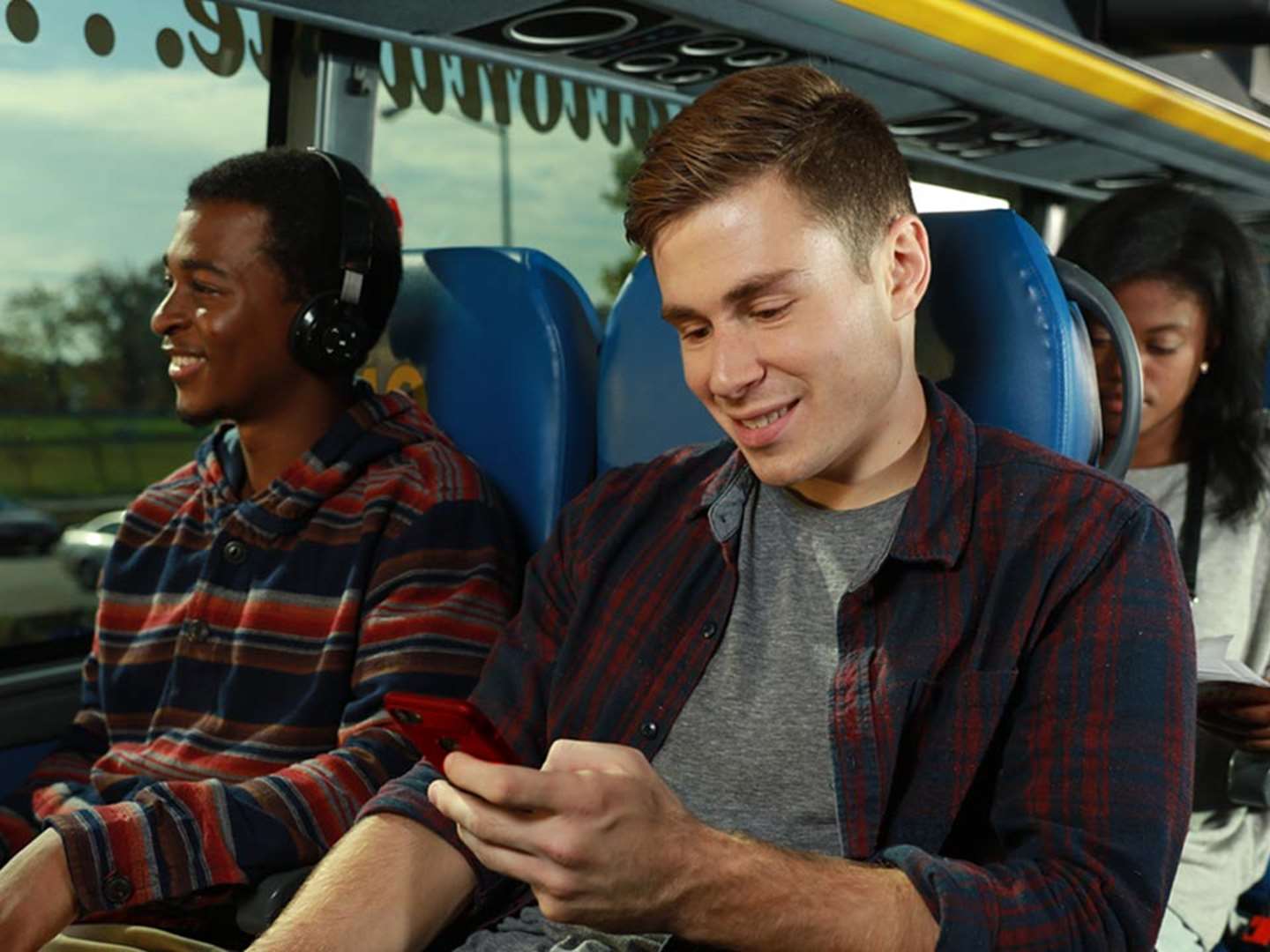 Megabus offers free rides and career coaching to job seekers this summer
